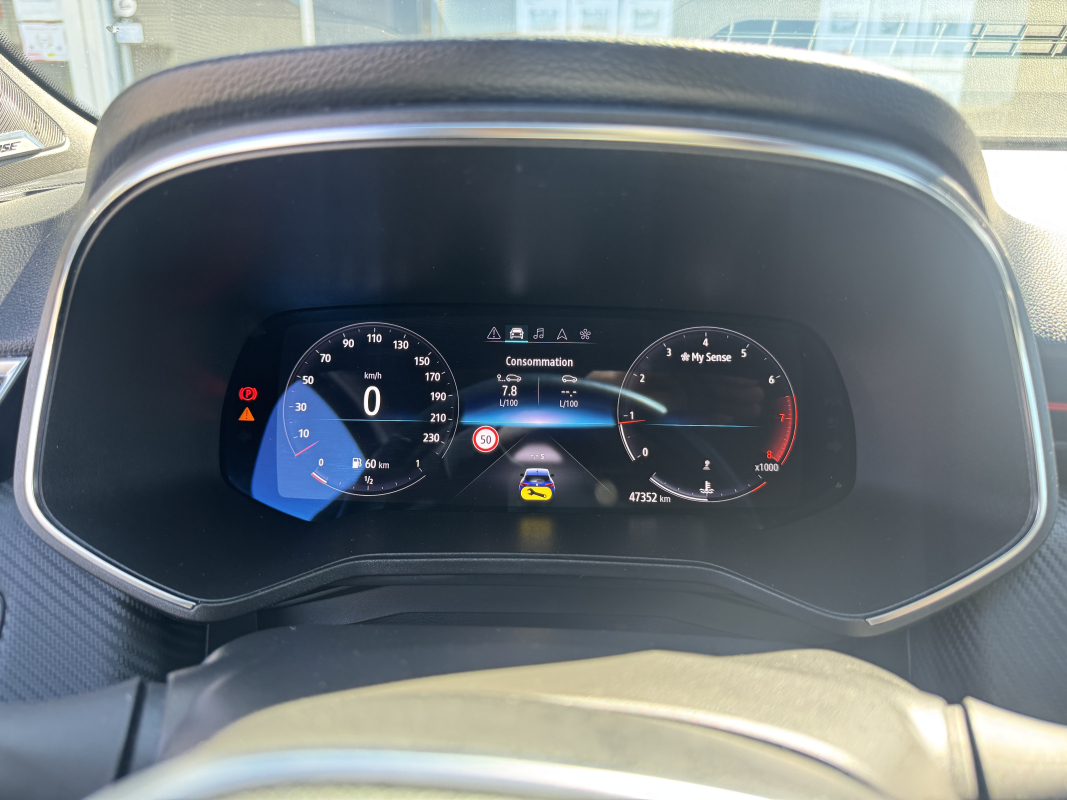 Renault Clio — 12