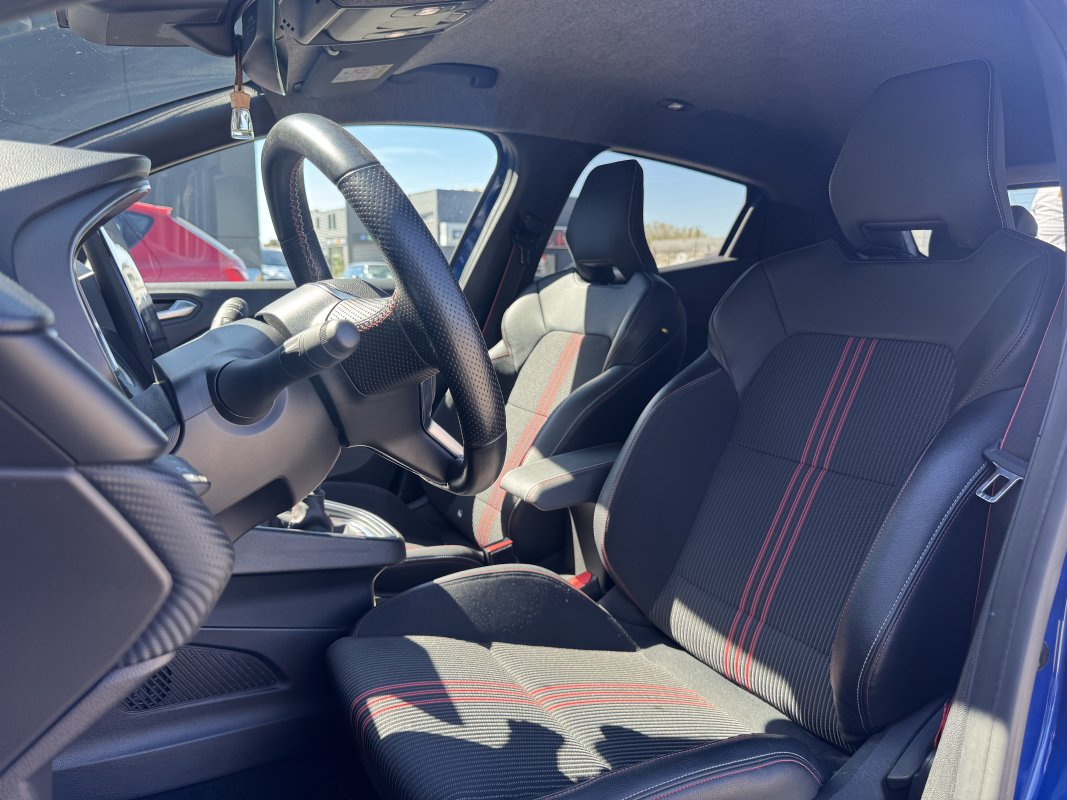 Renault Clio — 18