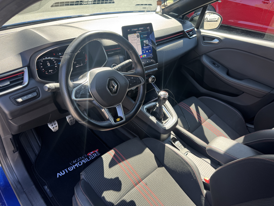 Renault Clio — 7