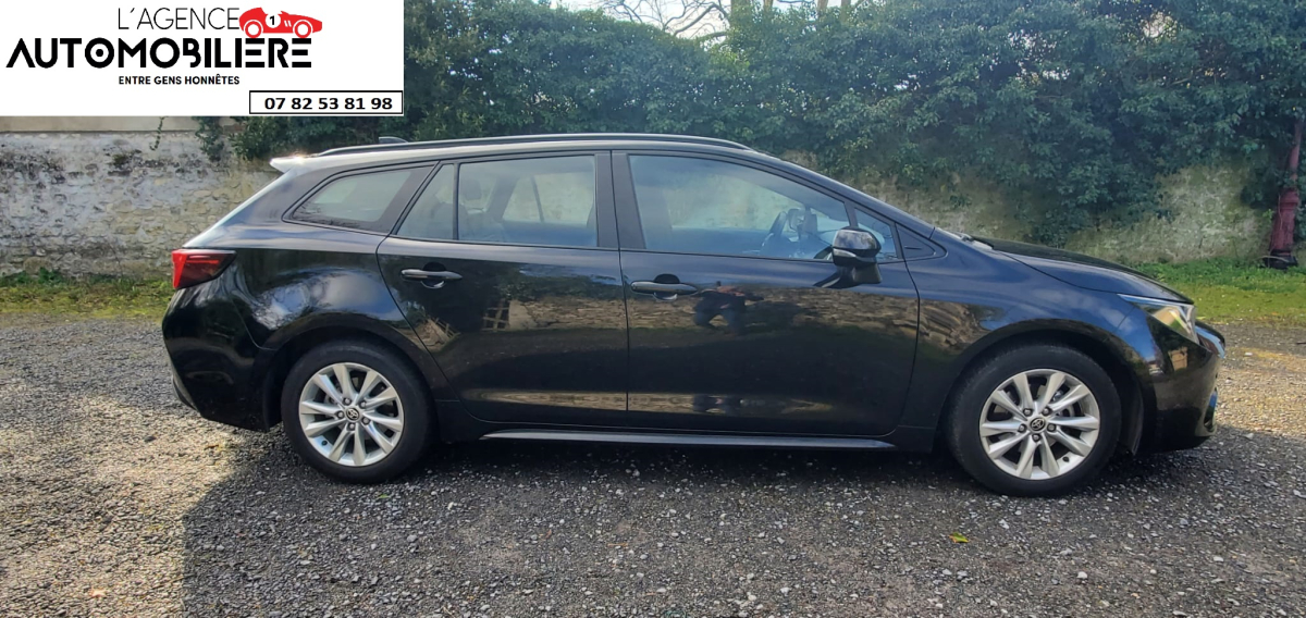 Toyota Corolla Touring Sport — 7