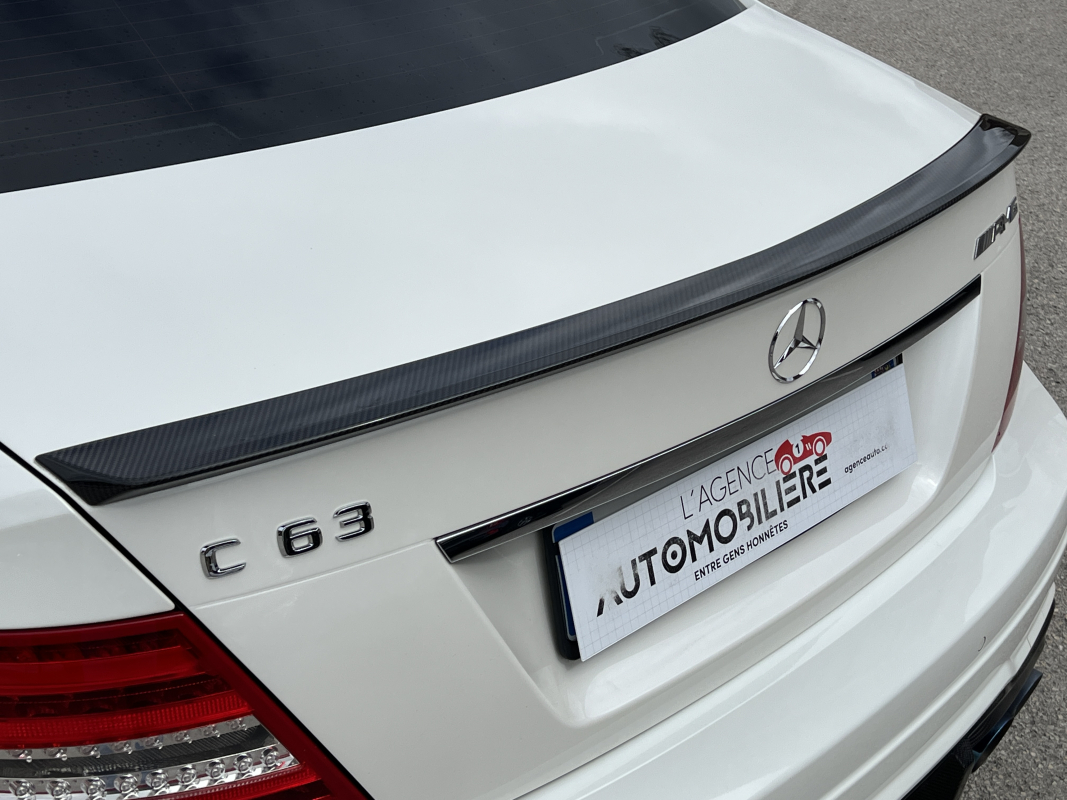 Mercedes Classe C — 28