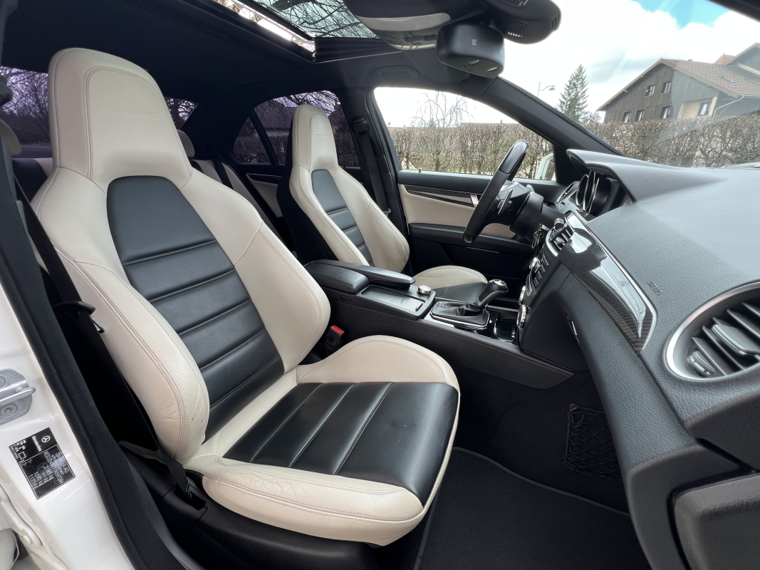 Mercedes Classe C — 14