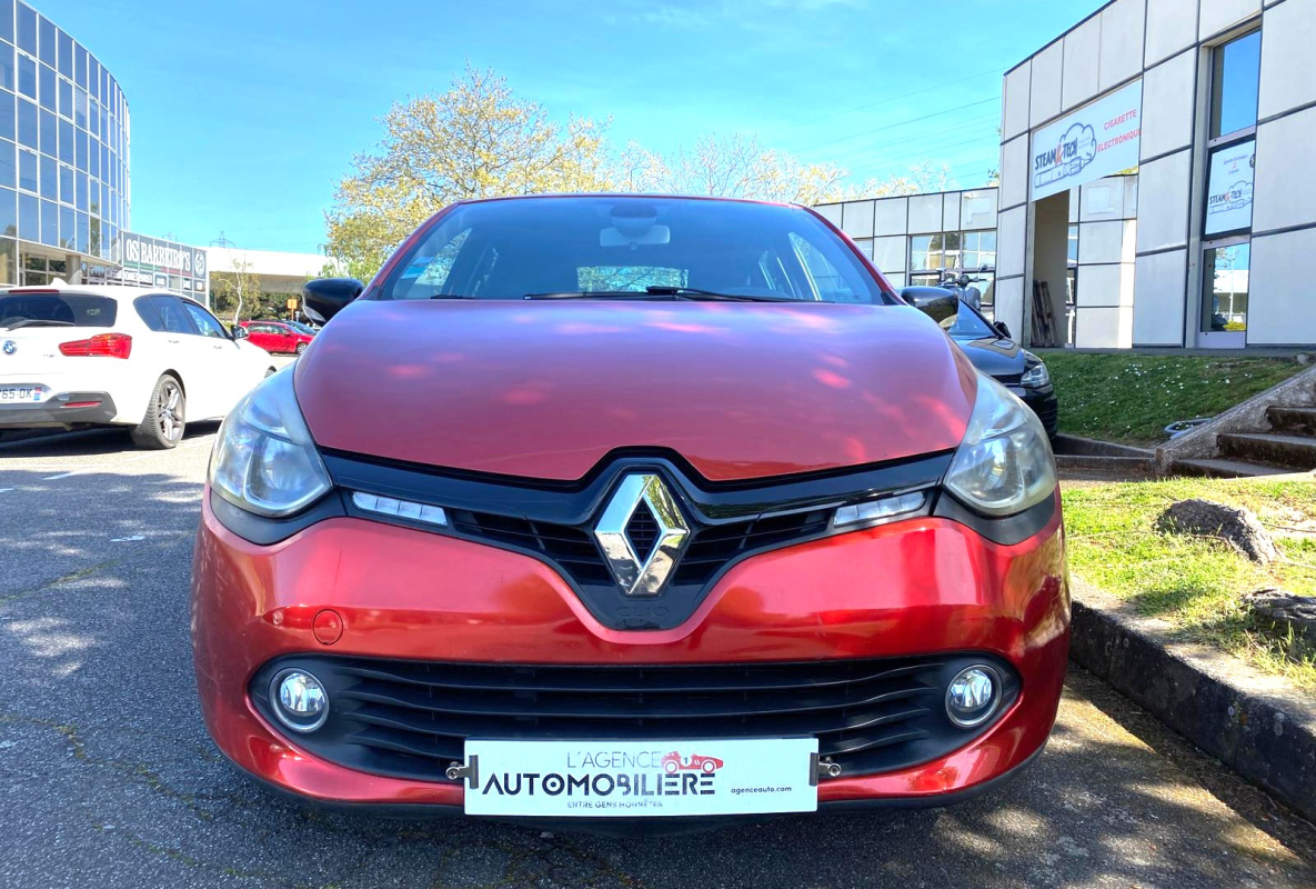 Renault Clio — 8