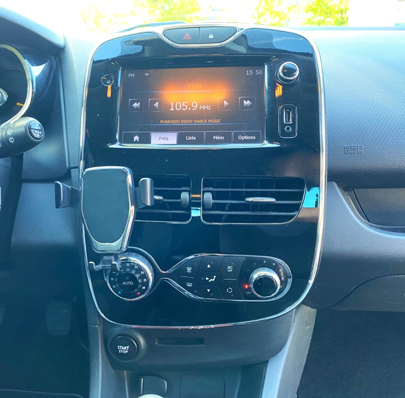 Renault Clio — 19
