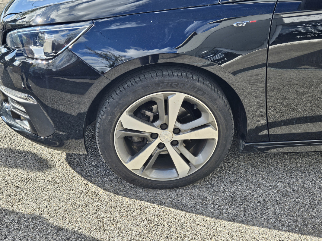 Peugeot 308 — 25