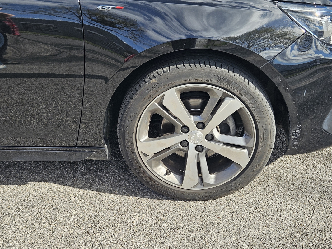 Peugeot 308 — 26