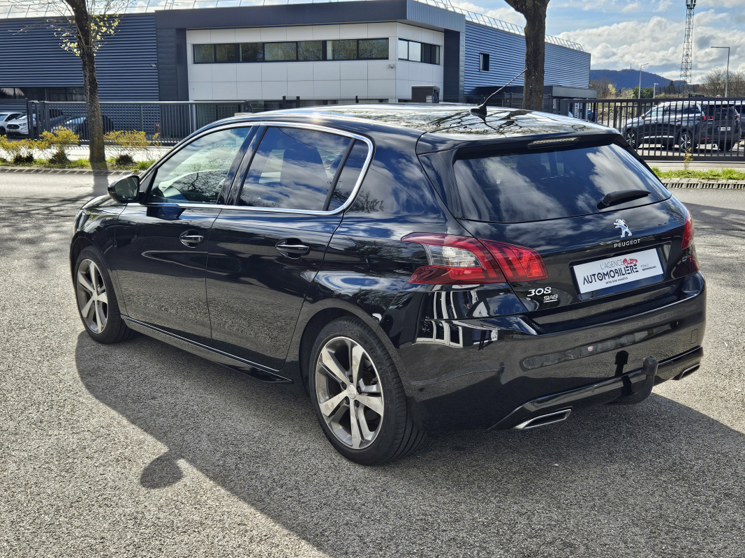 Peugeot 308 — 6