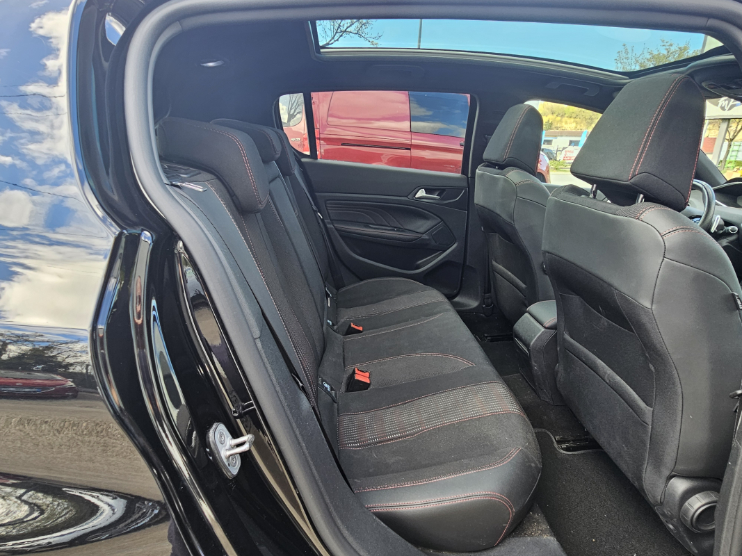 Peugeot 308 — 17