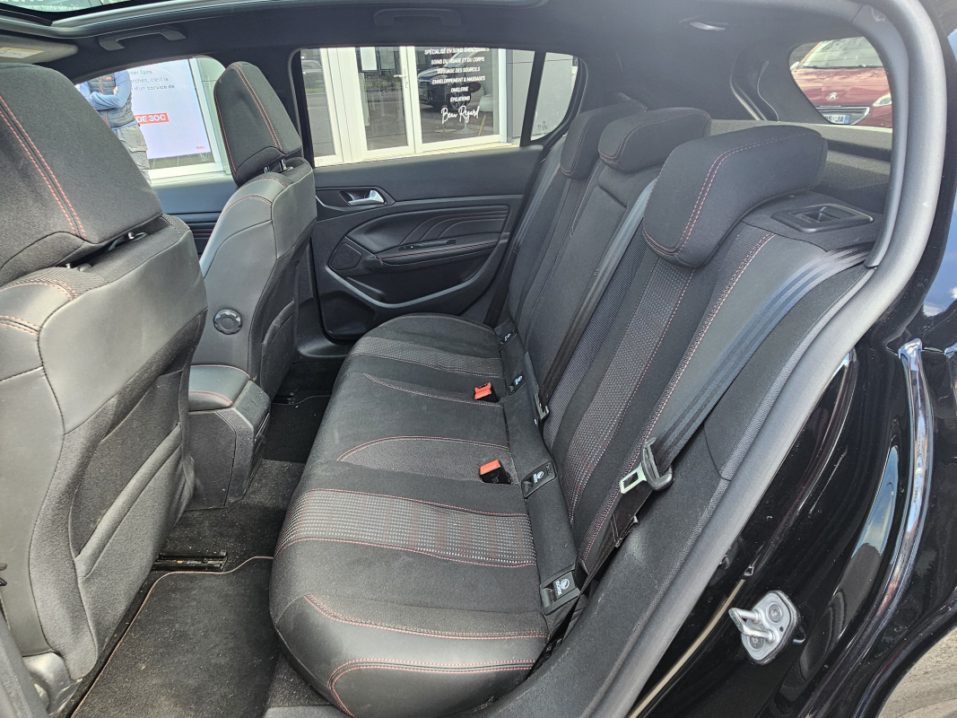 Peugeot 308 — 16