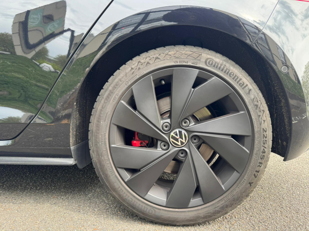 Volkswagen Golf — 11