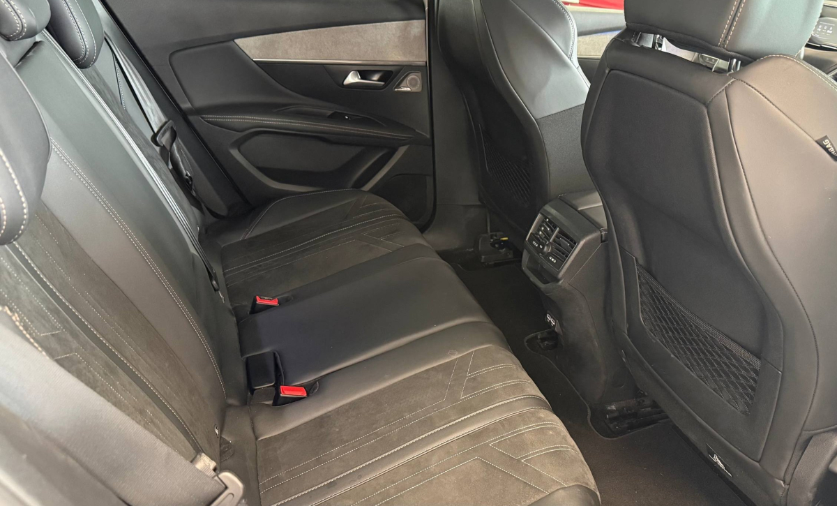 Peugeot 3008 — 18