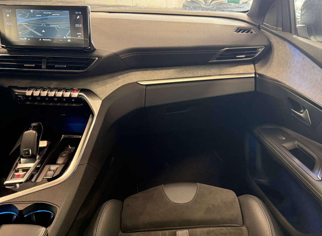 Peugeot 3008 — 23