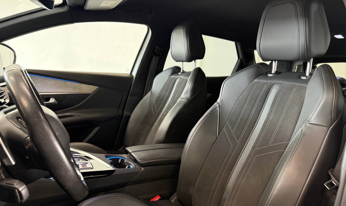 Peugeot 3008 — 13