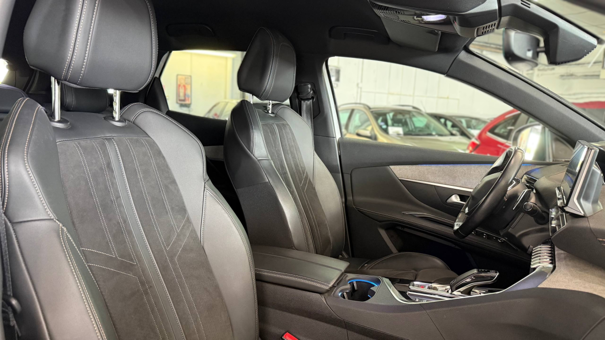 Peugeot 3008 — 15