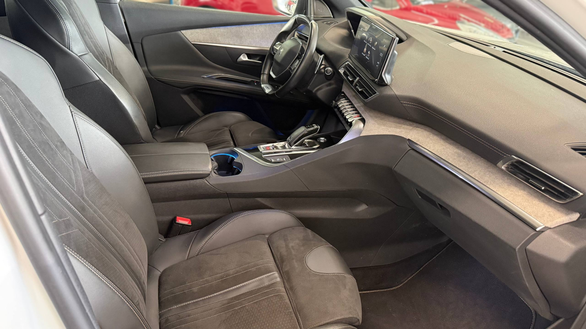 Peugeot 3008 — 16