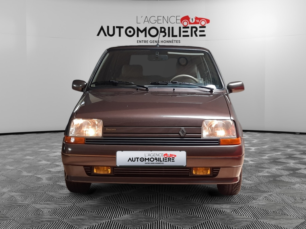 Renault R5