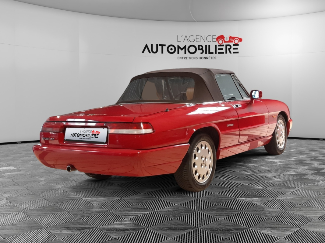 Alfa Romeo Spider — 5
