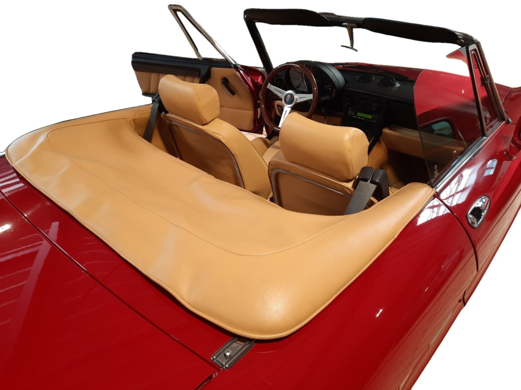 Alfa Romeo Spider — 18