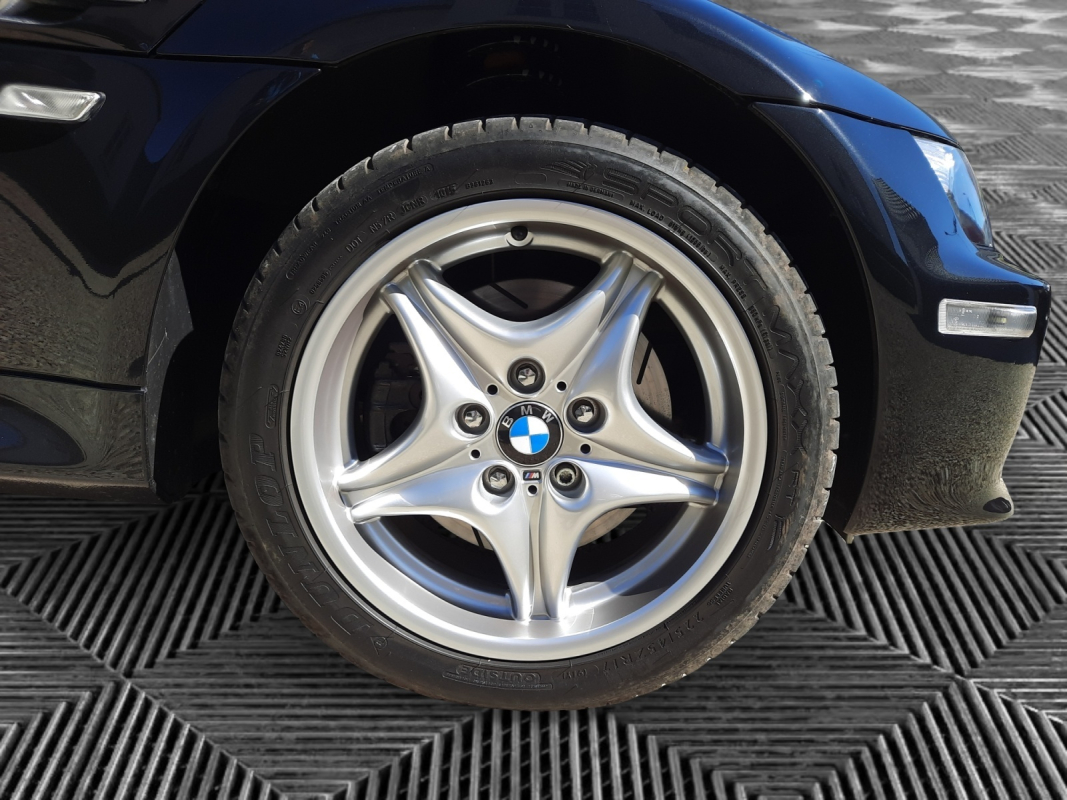 Bmw Z3 Roadster — 23