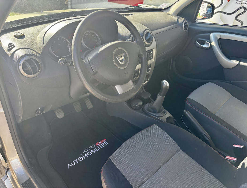 Dacia Duster — 11