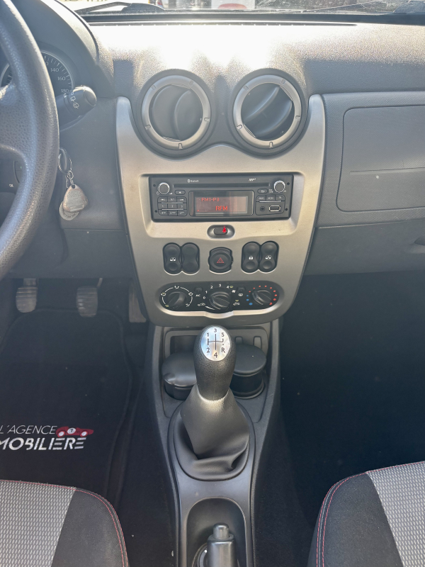 Dacia Duster — 25
