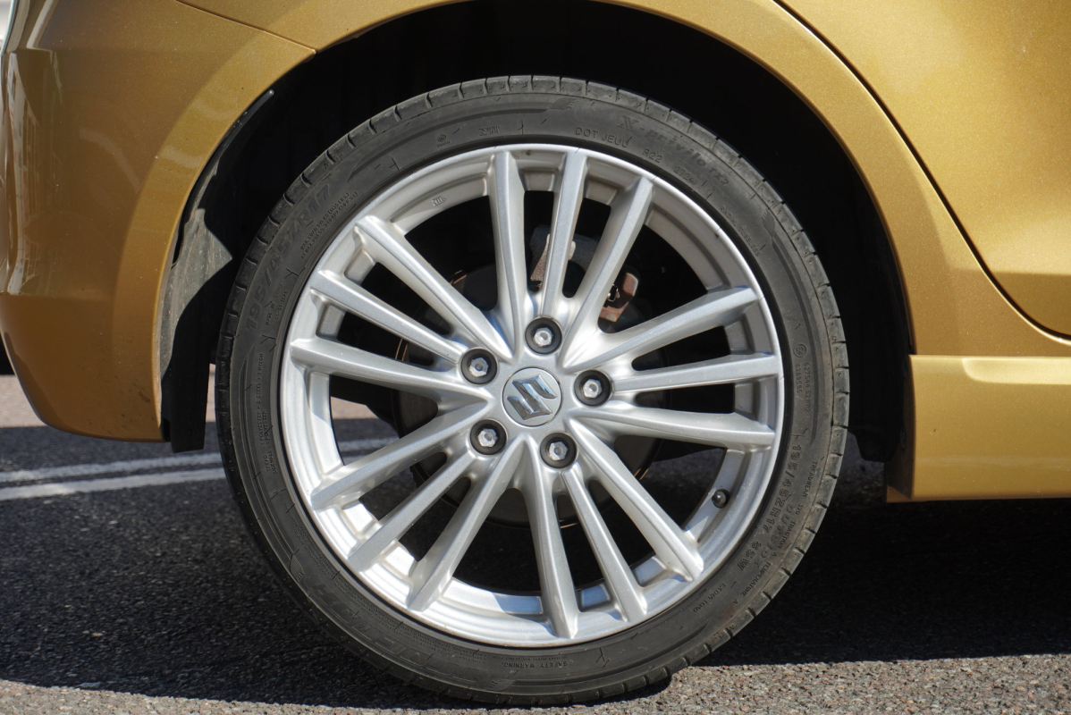 Suzuki Swift — 28