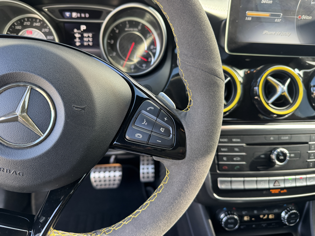 Mercedes Classe CLA — 10