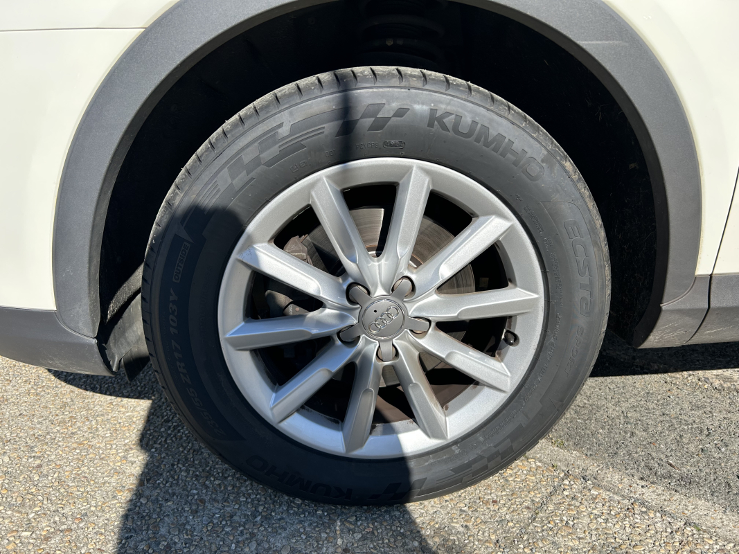 Audi Q3 — 24