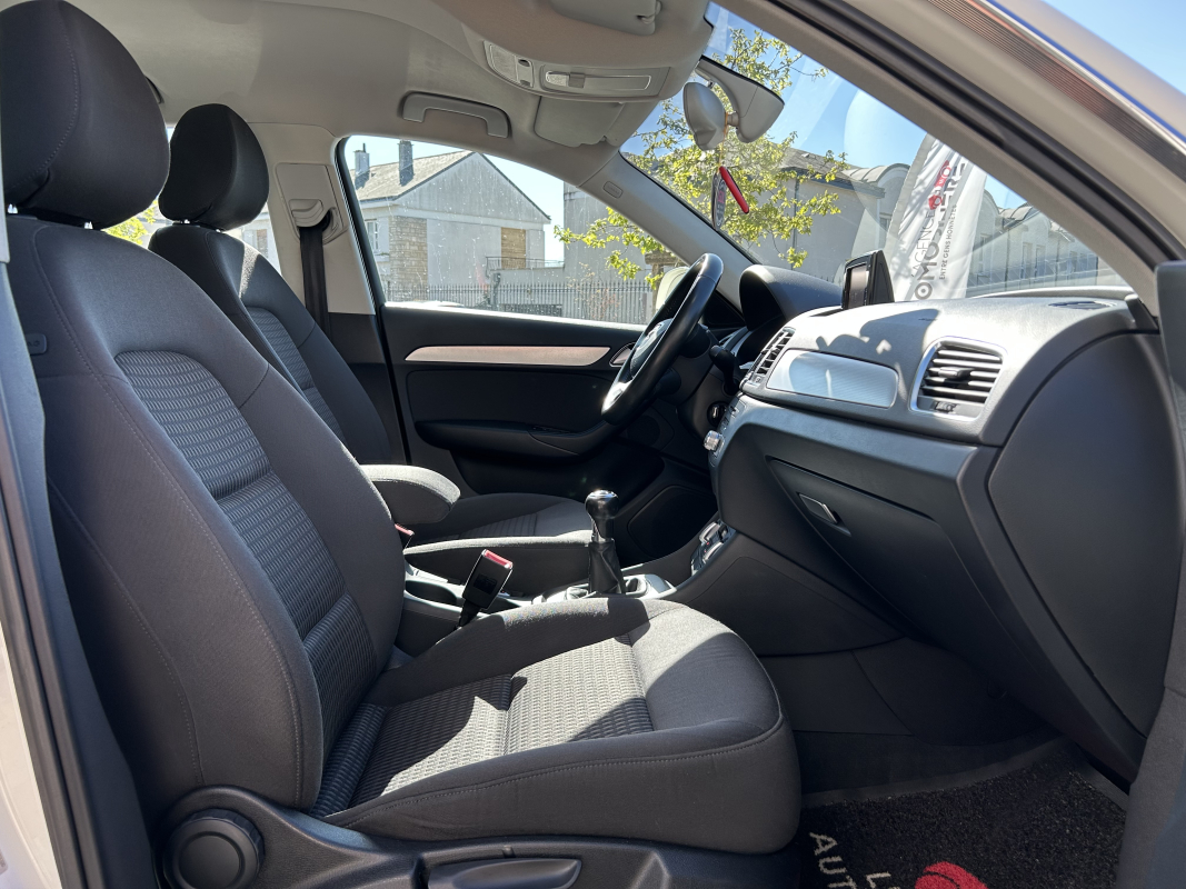 Audi Q3 — 13