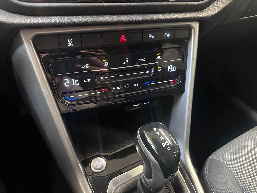 Volkswagen T-roc — 23