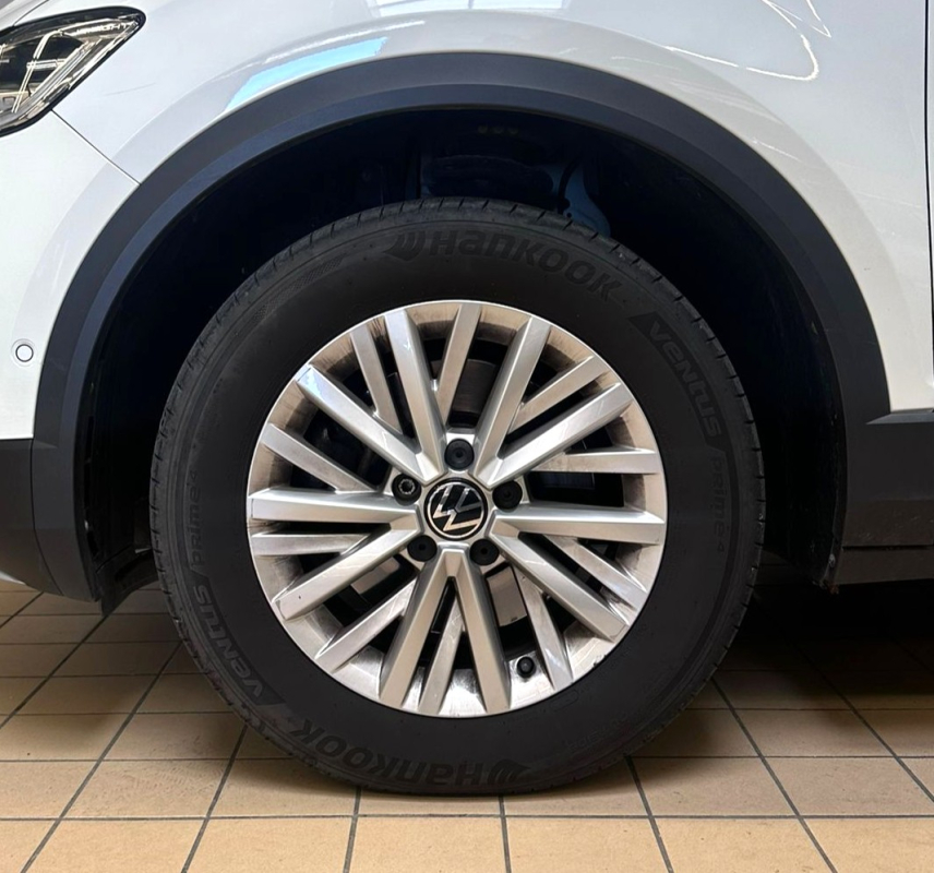 Volkswagen T-roc — 38