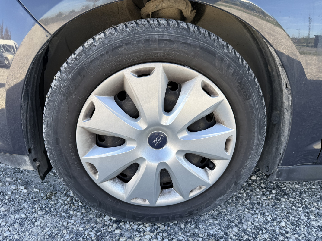 Ford C-Max — 17