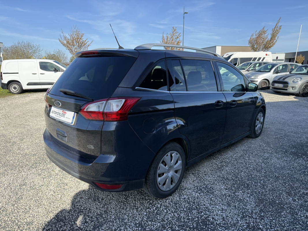 Ford C-Max — 5