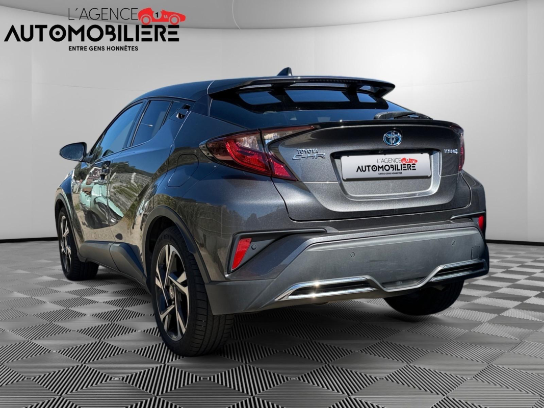 Toyota C-HR — 7