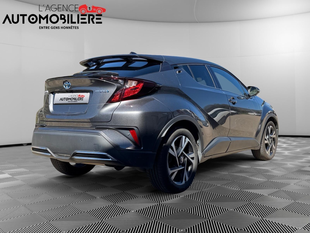 Toyota C-HR — 5