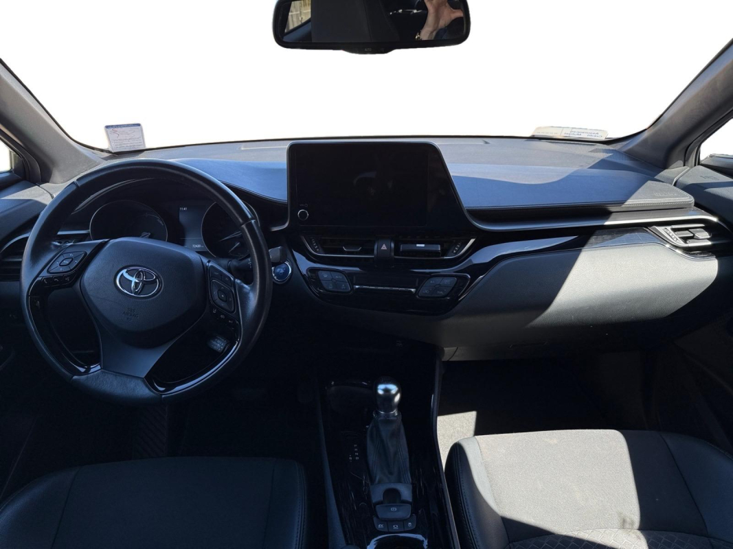 Toyota C-HR — 12