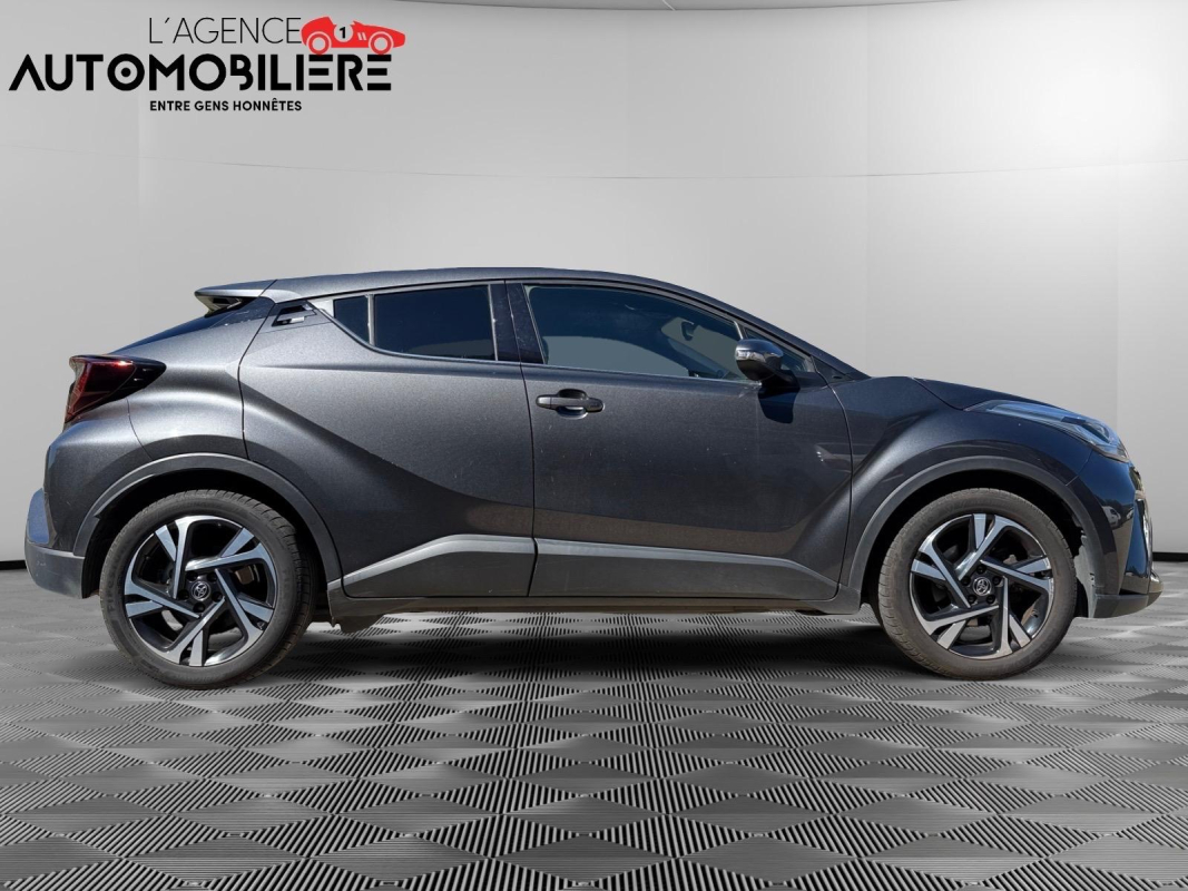 Toyota C-HR — 4