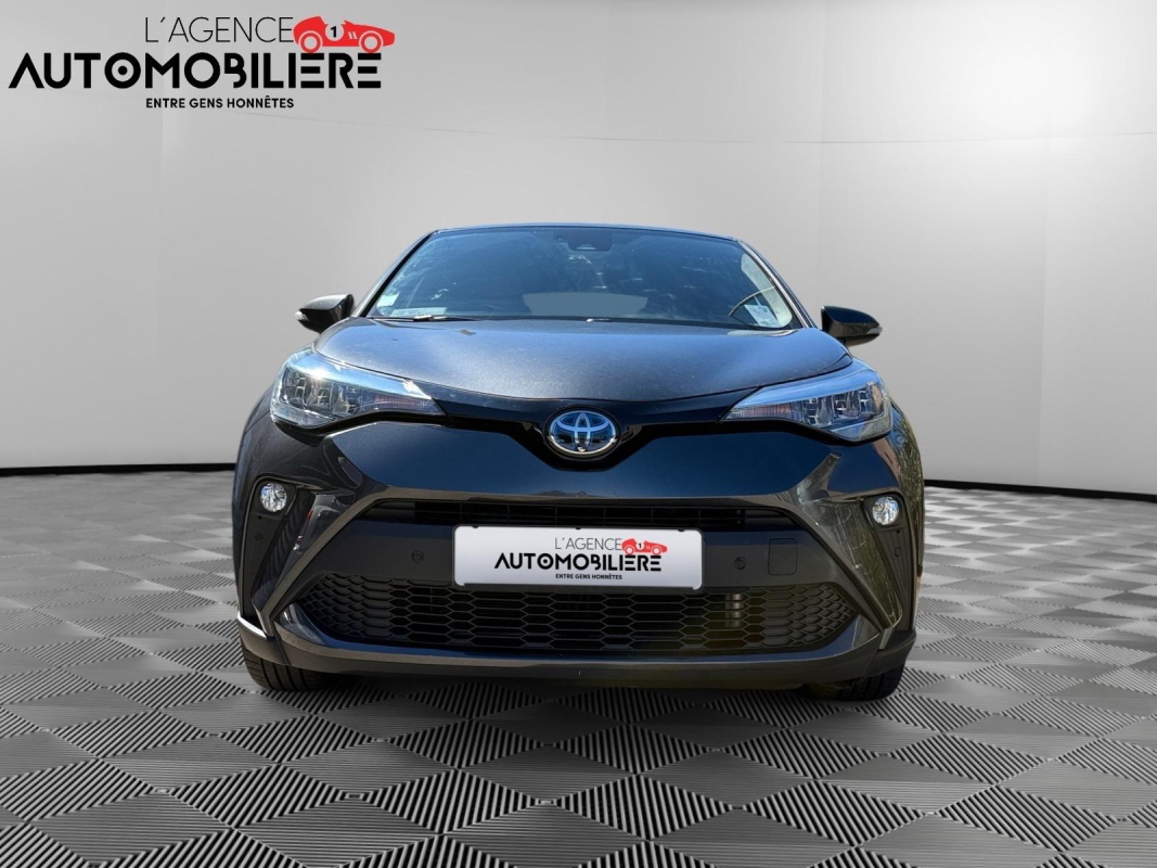 Toyota C-HR — 2