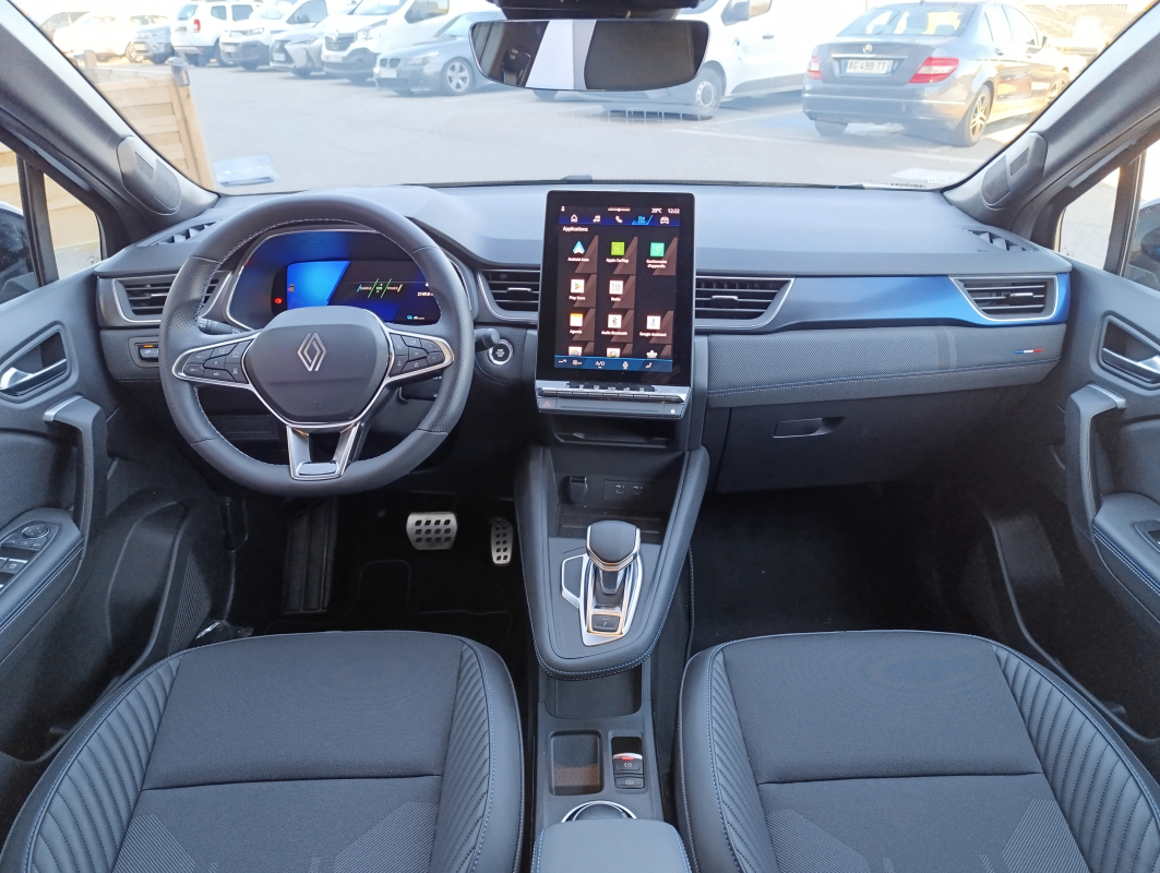 Renault Symbioz — 21