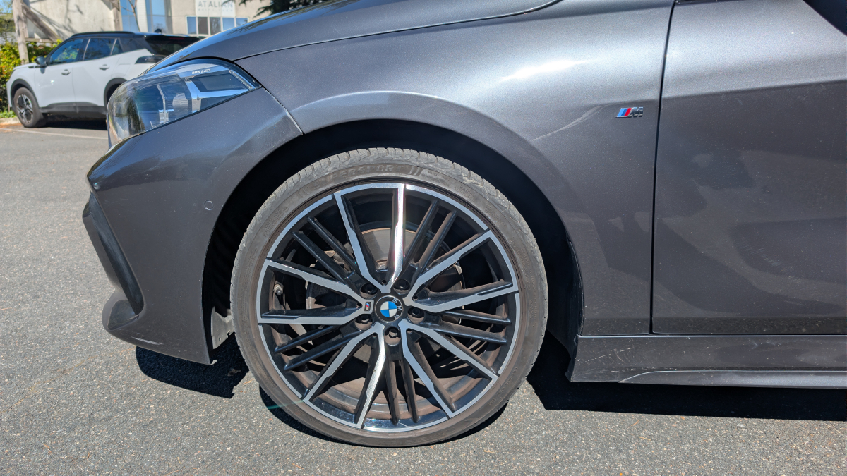 Bmw Série 1 — 28