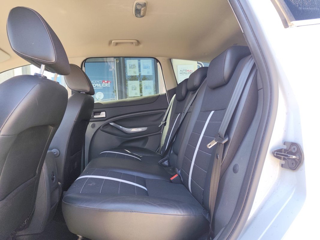 Ford Kuga — 20
