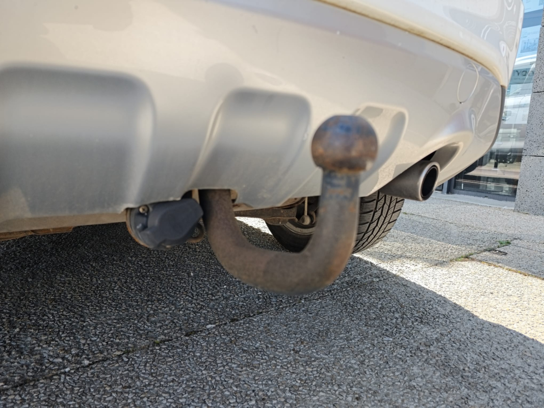 Ford Kuga — 23