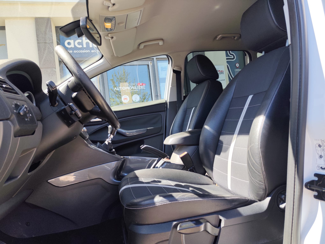 Ford Kuga — 9