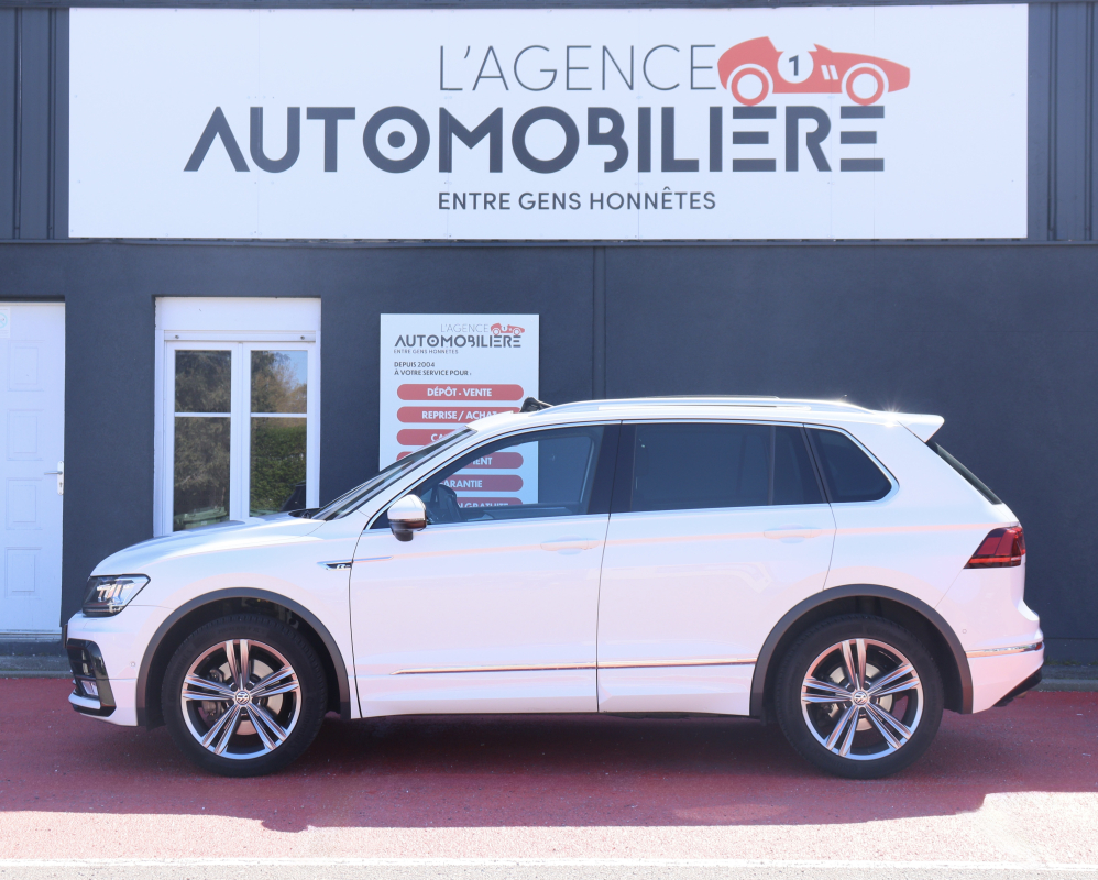 Volkswagen Tiguan — 2