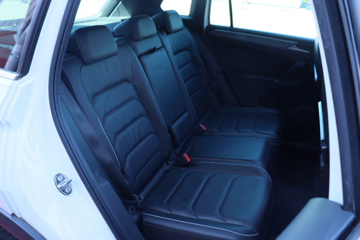 Volkswagen Tiguan — 18