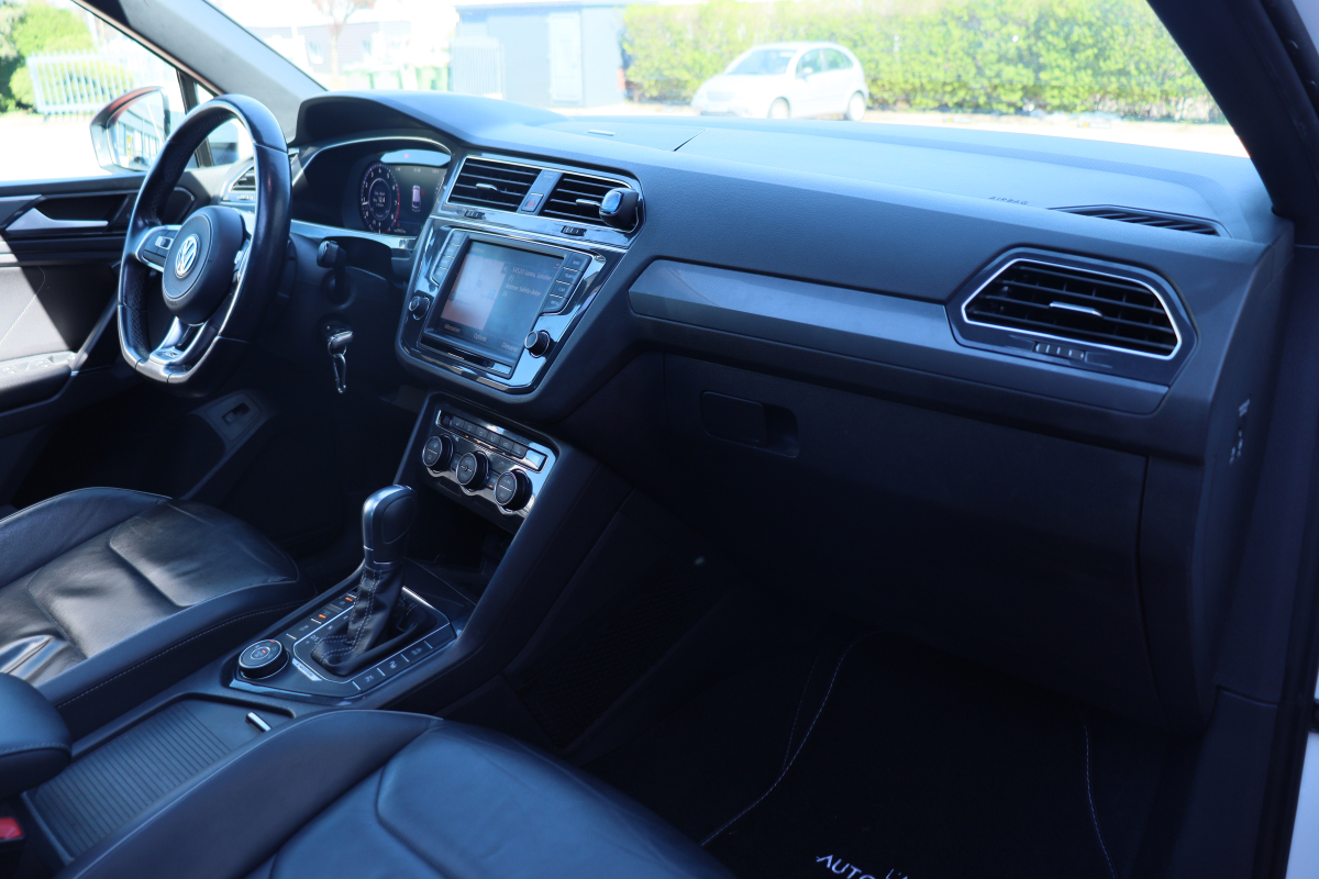Volkswagen Tiguan — 10