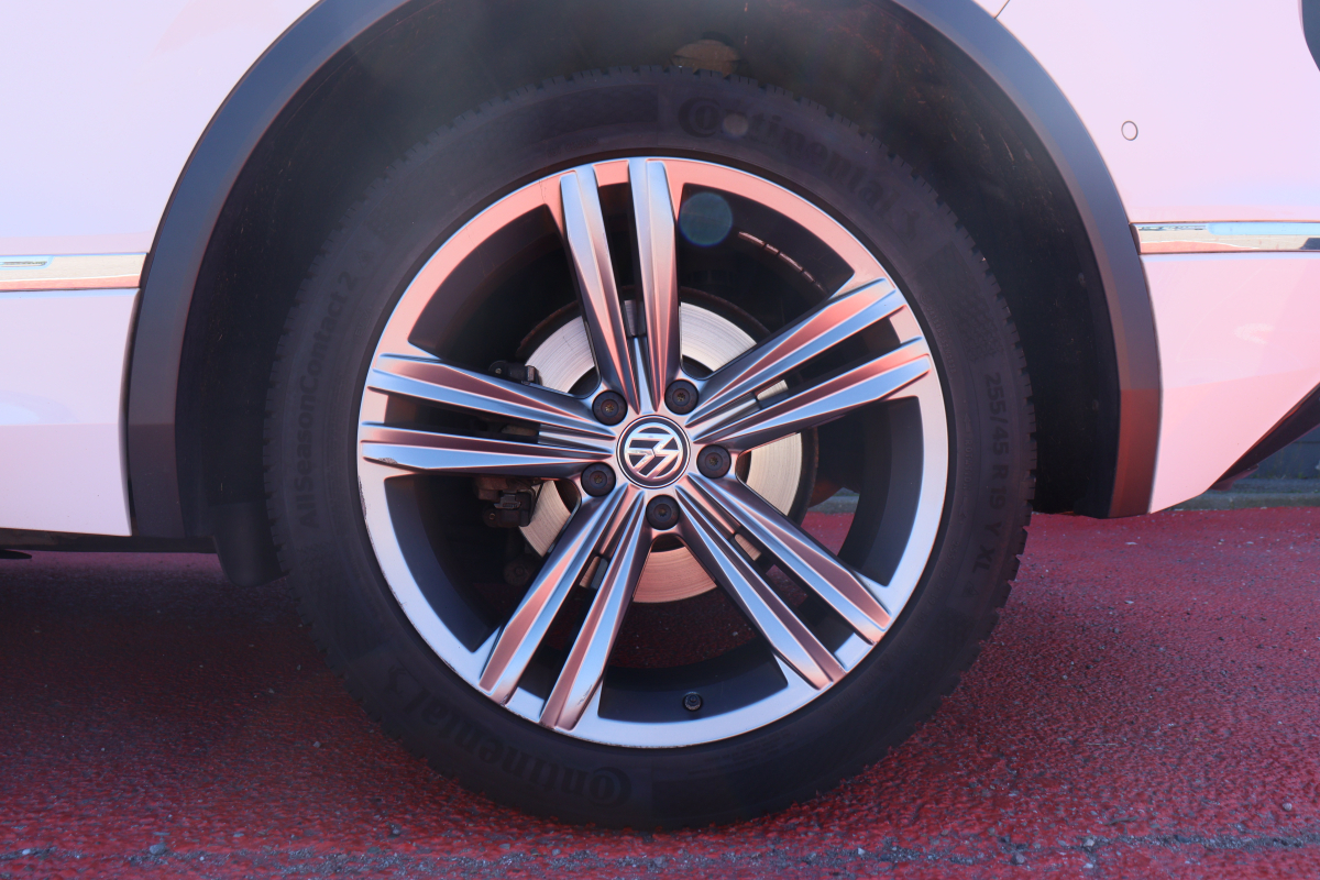 Volkswagen Tiguan — 33