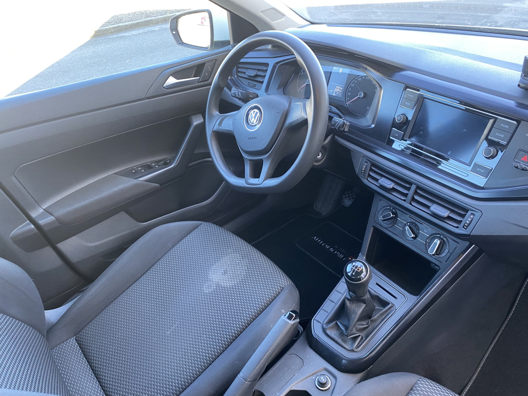 Volkswagen Polo — 22