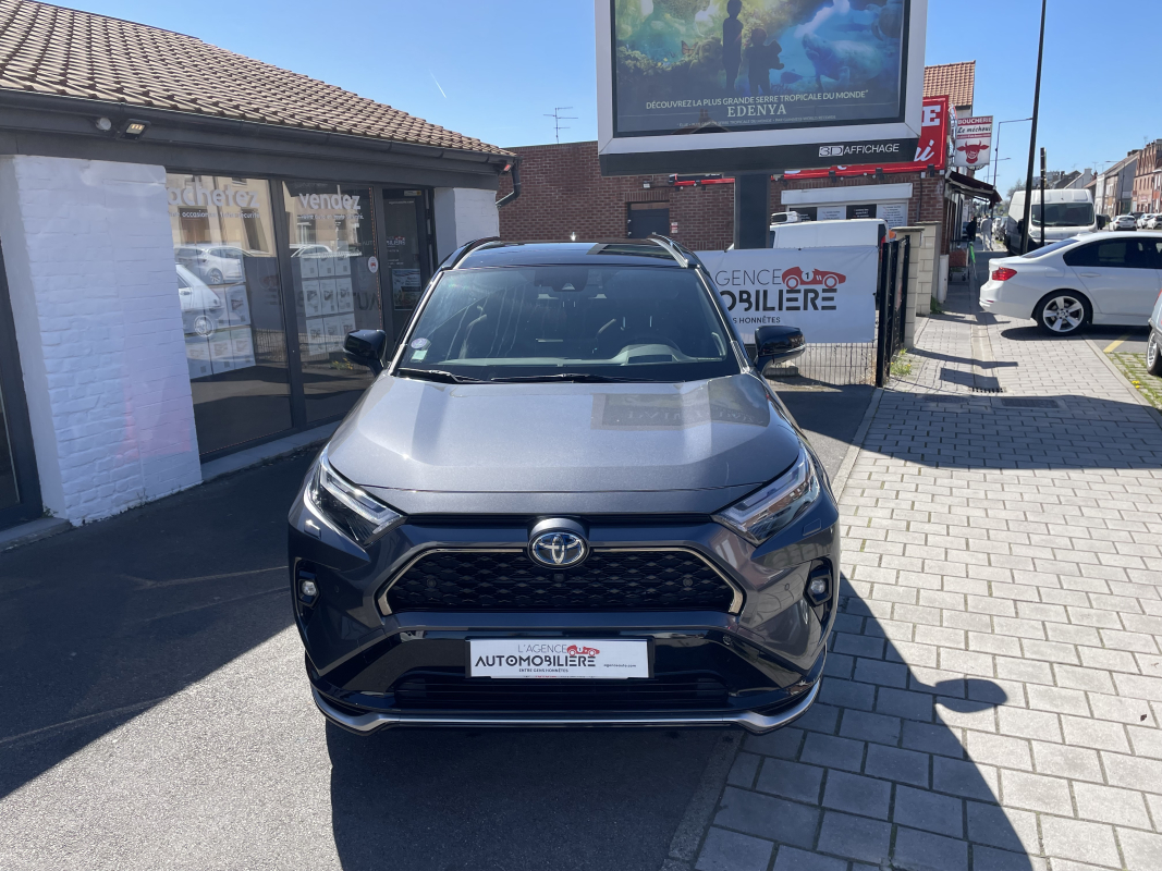 Toyota RAV4 — 30