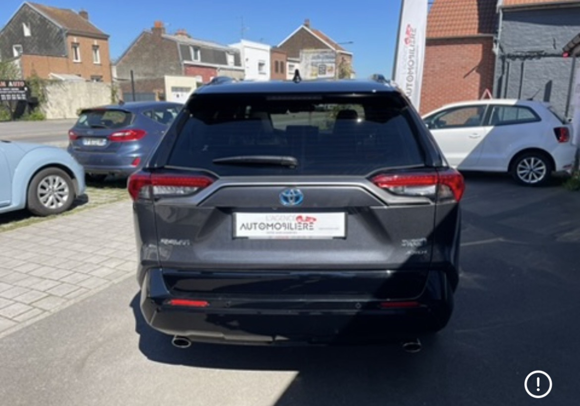 Toyota RAV4 — 7